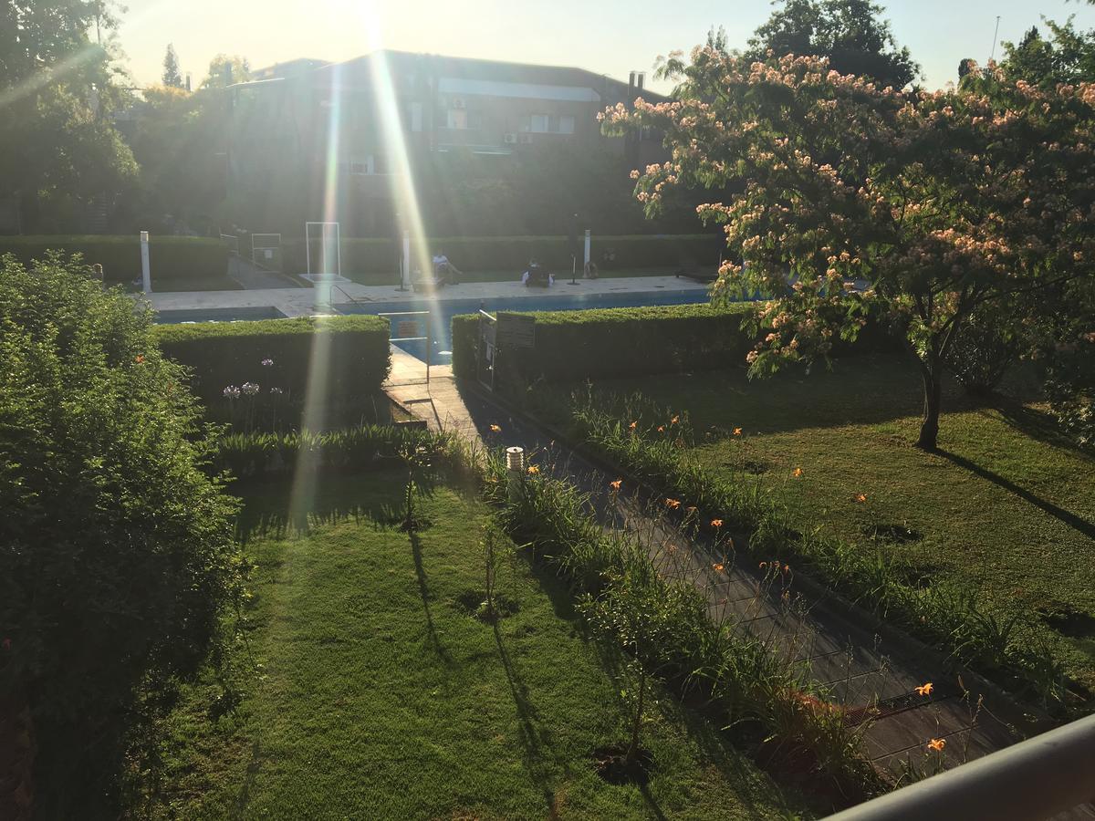 Apartamento En Country Pilar Piscina Parrilla Propia Hasta 4 Personas Pilar (Buenos Aires) Exterior foto