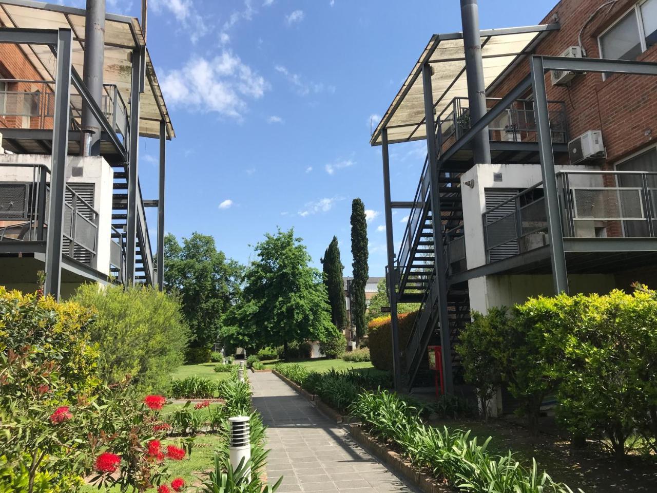 Apartamento En Country Pilar Piscina Parrilla Propia Hasta 4 Personas Pilar (Buenos Aires) Exterior foto